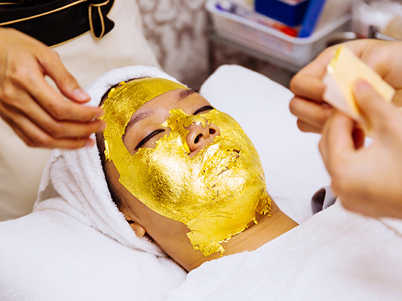 24k Luxury Gold Therapy Treatment